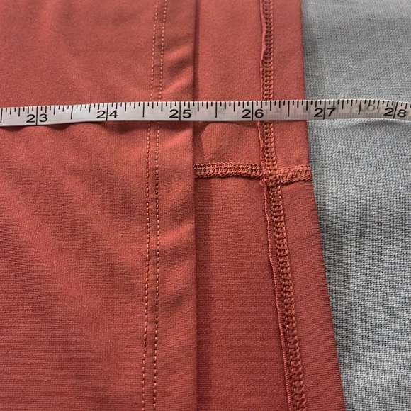 5 for $25 Women’s Nike Swoosh Run SS Top Dry Fit Canyon Rust Size 3XL Reflective - Picture 7 of 9